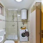 1 Bedroom Lovely Apartment In Zadar Apartment