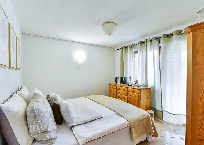 Beautiful In With Wifi זאדאר