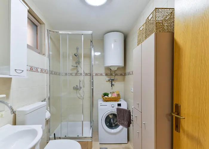 Beautiful In With Wifi דירה